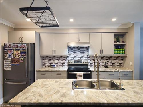 9-1 Chamberlain Avenue, Ingersoll, ON - Indoor Photo Showing Kitchen With Double Sink With Upgraded Kitchen