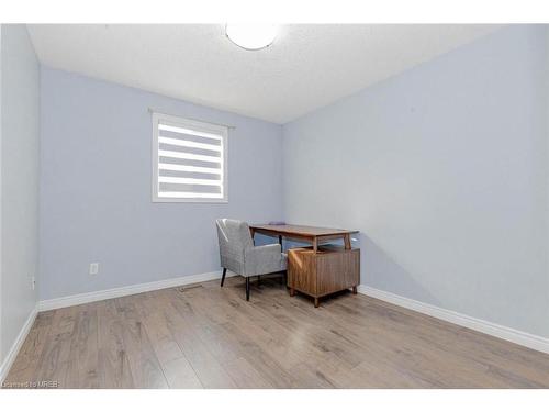 39 Washburn Drive, Guelph, ON - Indoor Photo Showing Other Room
