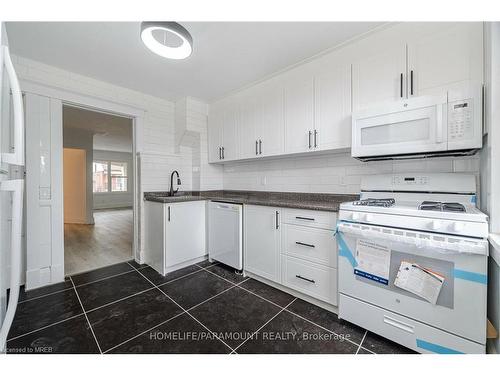 463 Dunsmure Road, Hamilton, ON - Indoor Photo Showing Kitchen