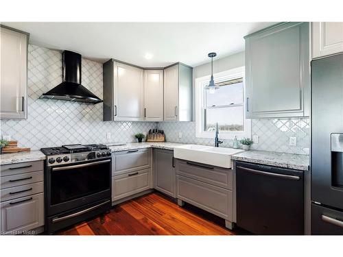 12925 Ninth Line, Halton Hills, ON - Indoor Photo Showing Kitchen With Upgraded Kitchen