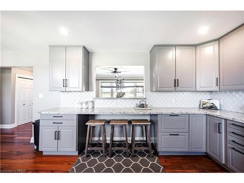 12925 Ninth Line, Halton Hills, ON - Indoor Photo Showing Kitchen With Upgraded Kitchen