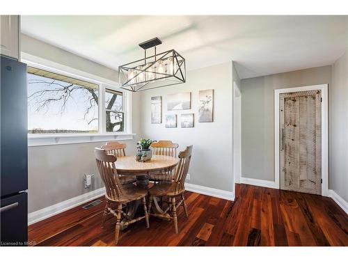 12925 Ninth Line, Halton Hills, ON - Indoor Photo Showing Dining Room