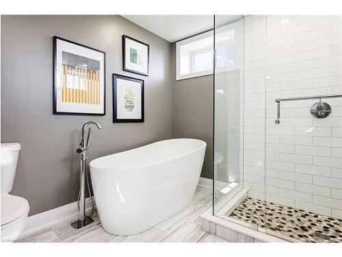 12925 Ninth Line, Halton Hills, ON - Indoor Photo Showing Bathroom