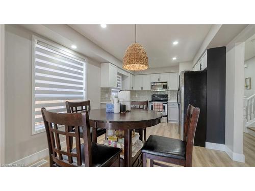 1050 Kimball Crescent, London, ON - Indoor Photo Showing Dining Room