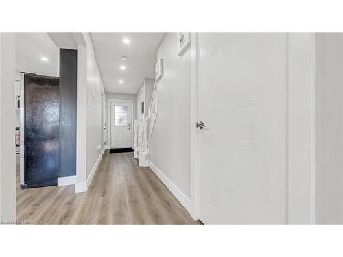 1050 Kimball Crescent, London, ON - Indoor Photo Showing Other Room