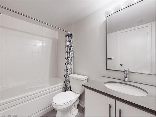 27-3405 Ridgeway Drive, Mississauga, ON - Indoor Photo Showing Bathroom