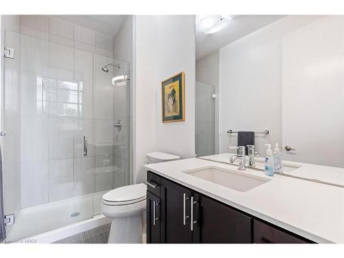 123-112 Benton Street, Kitchener, ON - Indoor Photo Showing Bathroom