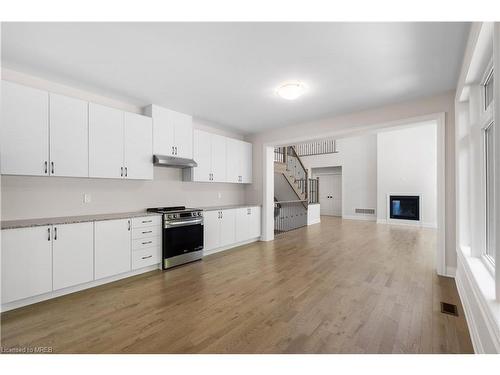 1059 Greensview Drive, Huntsville, ON - Indoor Photo Showing Kitchen