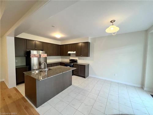 156 Lumb Drive Drive, Cambridge, ON - Indoor Photo Showing Kitchen