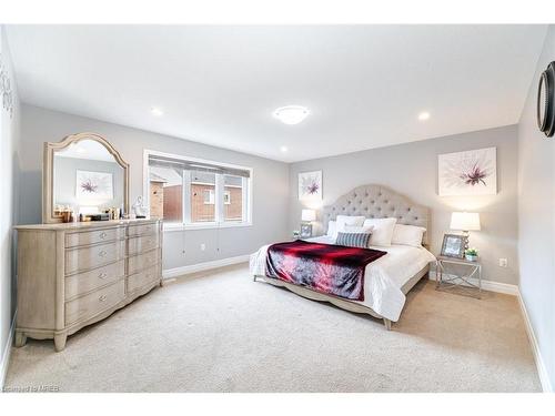 1190 Mceachern Court, Milton, ON - Indoor Photo Showing Bedroom