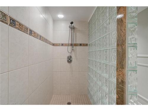 183 Mcmurchy Avenue, Brampton, ON - Indoor Photo Showing Bathroom