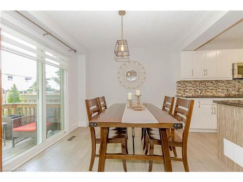 28-399 Vodden Street, Brampton, ON - Indoor Photo Showing Dining Room