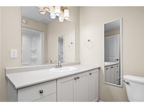 204-740 Augusta Drive, Kingston, ON - Indoor Photo Showing Bathroom