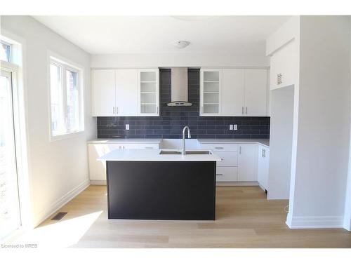 9 Rosanne Circle, Wasaga Beach, ON - Indoor Photo Showing Kitchen