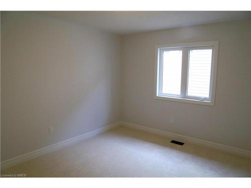 9 Rosanne Circle, Wasaga Beach, ON - Indoor Photo Showing Other Room