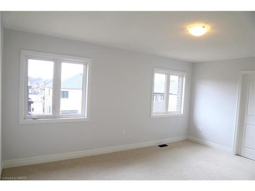 9 Rosanne Circle, Wasaga Beach, ON - Indoor Photo Showing Other Room