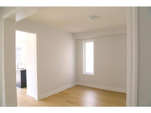 9 Rosanne Circle, Wasaga Beach, ON - Indoor Photo Showing Other Room