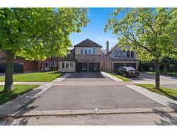 2873 Tradewind Drive  Mississauga, ON L5N 6L2