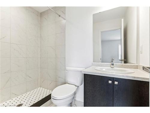 16-448 Blackburn Drive, Brantford, ON - Indoor Photo Showing Bathroom