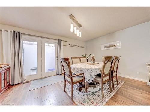 9303 Erin Garafraxa Line E, Erin, ON - Indoor Photo Showing Dining Room