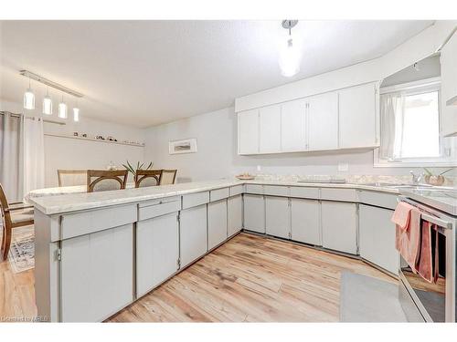 9303 Erin Garafraxa Line E, Erin, ON - Indoor Photo Showing Kitchen With Double Sink