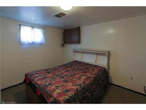 3163 Mallbridge Crescent, Mississauga, ON - Indoor Photo Showing Bedroom