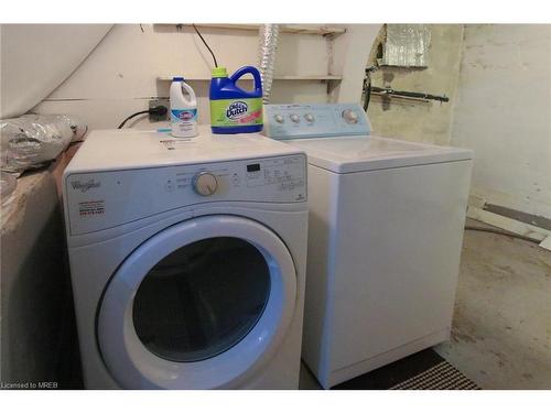 3163 Mallbridge Crescent, Mississauga, ON - Indoor Photo Showing Laundry Room