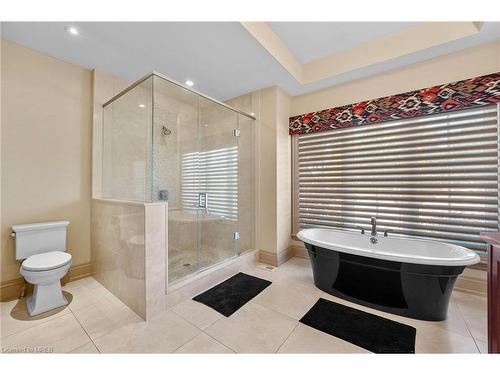 1100 Haydonbridge Court, Mississauga, ON - Indoor Photo Showing Bathroom