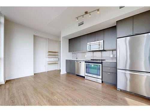 2805-30 Roehampton Avenue, Toronto, ON - Indoor Photo Showing Kitchen With Stainless Steel Kitchen