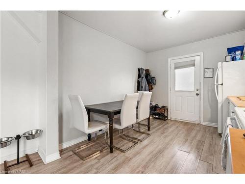 207 Beaver Street, Thorold, ON - Indoor Photo Showing Dining Room