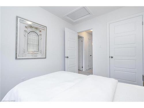 25 Elsegood Drive, Guelph, ON - Indoor Photo Showing Bedroom