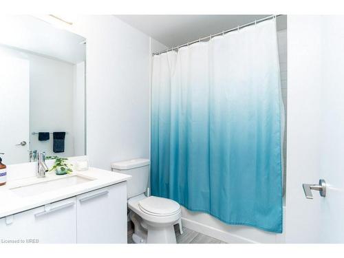 2508-10 Park Lawn Road, Etobicoke, ON - Indoor Photo Showing Bathroom