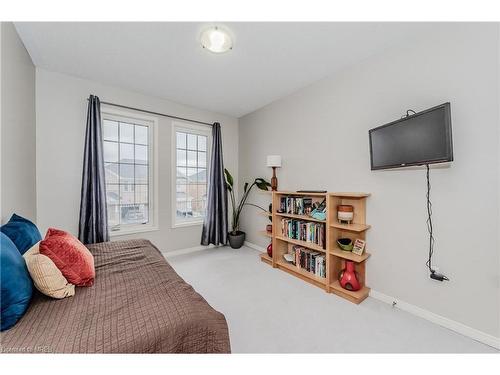 22 Albery Road, Brampton, ON - Indoor Photo Showing Bedroom