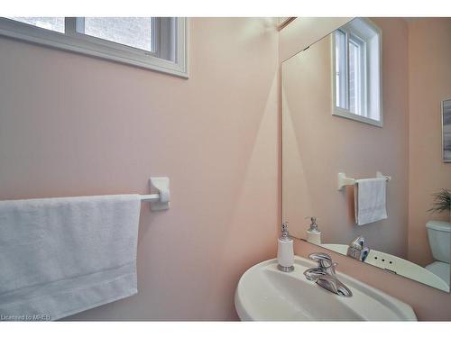 9 Blackcherry Lane, Brampton, ON - Indoor Photo Showing Bathroom