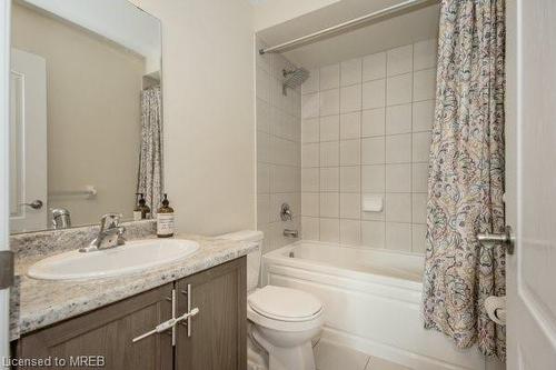 38-420 Linden Drive, Cambridge, ON - Indoor Photo Showing Bathroom