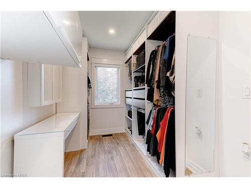 57 Berry Avenue, Hamilton, ON - Indoor Photo Showing Laundry Room