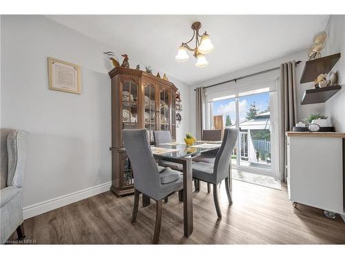 14 Tutton Place, Cambridge, ON - Indoor Photo Showing Dining Room