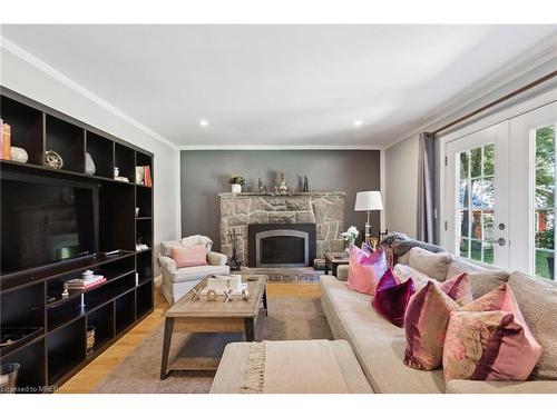 1012 Mill Street, Muskoka Lakes, ON - Indoor Photo Showing Living Room With Fireplace