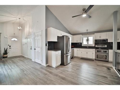 88 Redfern Avenue, Hamilton, ON - Indoor Photo Showing Kitchen With Stainless Steel Kitchen
