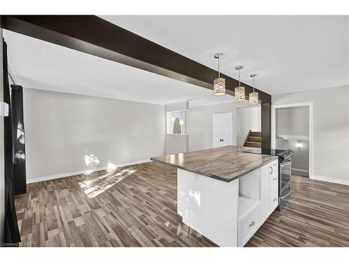 329 Collins Drive, Orillia, ON - Indoor Photo Showing Kitchen