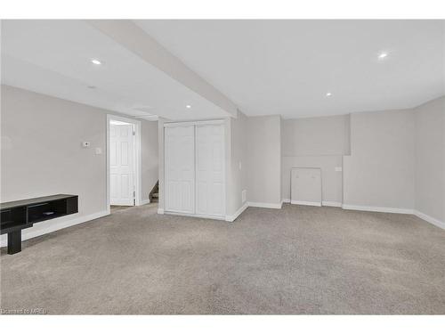 329 Collins Drive, Orillia, ON - Indoor Photo Showing Other Room