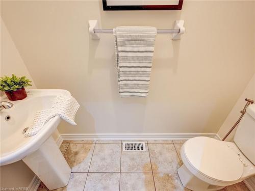 106 Naperton Drive, Brampton, ON - Indoor Photo Showing Bathroom