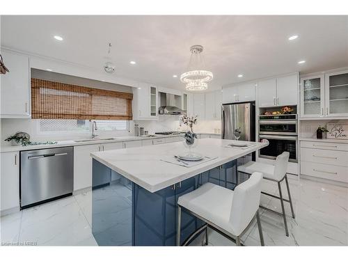 250 Driftwood Drive, Kitchener, ON - Indoor Photo Showing Kitchen With Stainless Steel Kitchen With Upgraded Kitchen