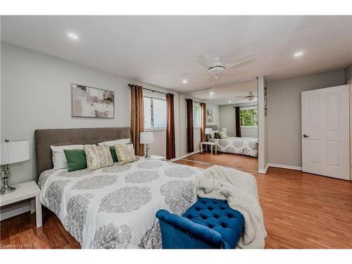 250 Driftwood Drive, Kitchener, ON - Indoor Photo Showing Bedroom