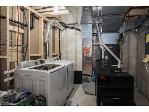 1552 Bowler Drive, Windsor, ON - Indoor Photo Showing Laundry Room