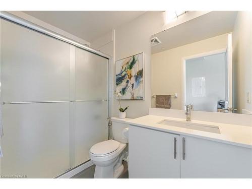 318-4700 Highway 7, Vaughan, ON - Indoor Photo Showing Bathroom