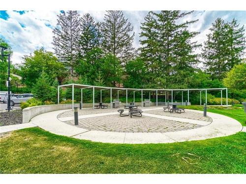 318-4700 Highway 7, Vaughan, ON - Outdoor With Backyard