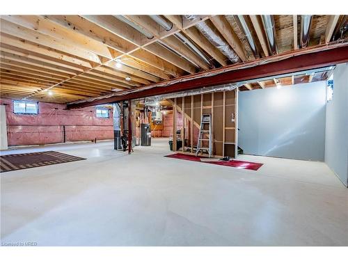 197 Pleasant Avenue N, Fort Erie, ON - Indoor Photo Showing Basement