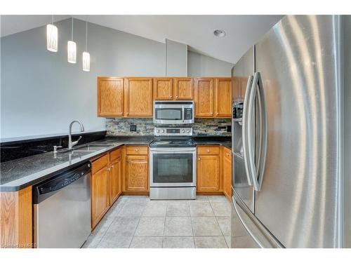 11816 Boulder Crescent, Windsor, ON - Indoor Photo Showing Kitchen