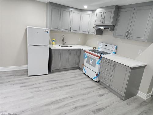 Basement-400 Wild Calla Street, Waterloo, ON - Indoor Photo Showing Kitchen